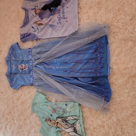 New Disney Frozen Pajamas - Picture 3 of 4